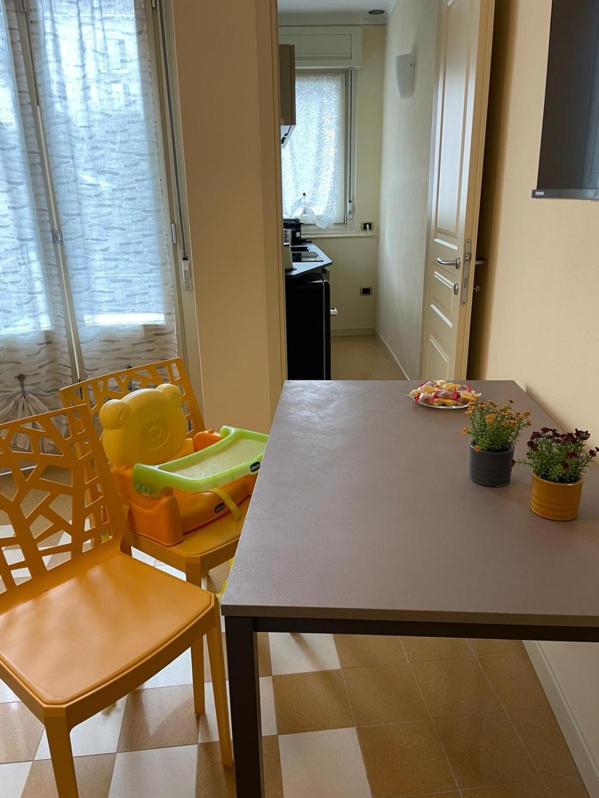 Da Meggy Apartment Stresa Bagian luar foto